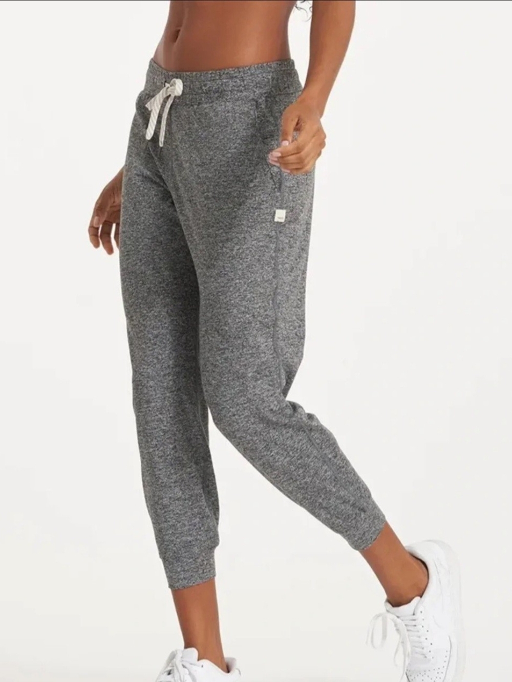 Vuori Gray Cropped Heathered Jogger Pants